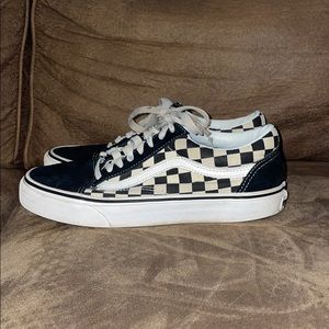 Women’s Checkered Vans